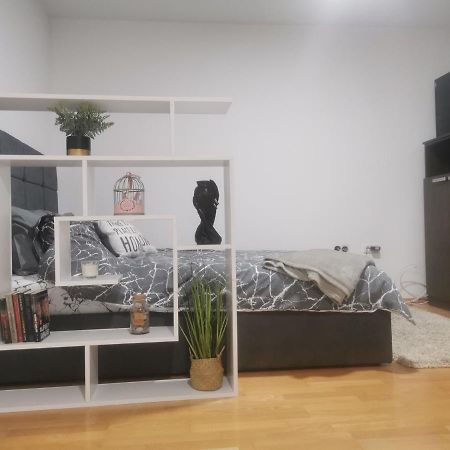 Amabilis Apartment Banja Luka Ngoại thất bức ảnh